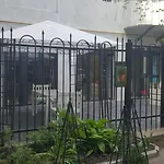 Dom Rabinovicha Bed and Breakfast Οδησσός