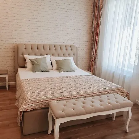 Dom Rabinovicha Bed & Breakfast 3*