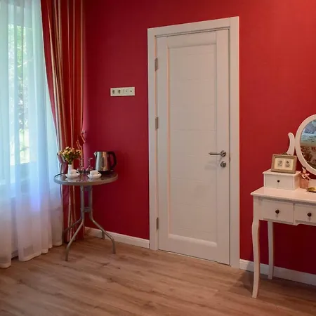 Dom Rabinovicha Bed & Breakfast 3*